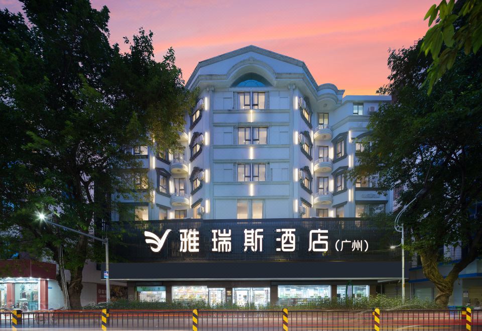 hotel overview picture