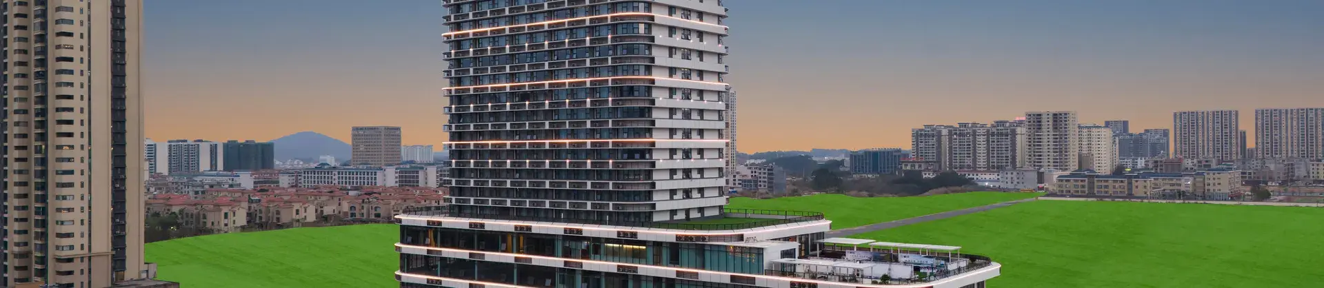 Four-Star Hotels