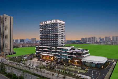 Yuehua Jinpu International Hotel (Pubei Aoyuan Plaza) Отели в г. Пубэй