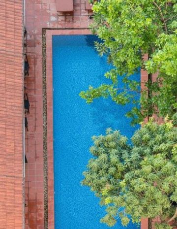 2. 비엔티안 부티크..