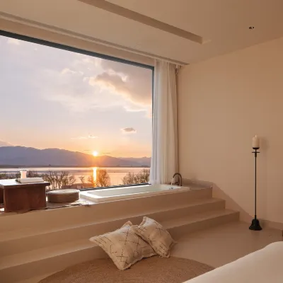 Shiguang · Weiyang | HYLLA Villa Sea View Designer Resort Homestay Hotels near Butterfly Spring Park