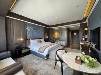 Ge'erdongzan Tibetan Charm Hotel