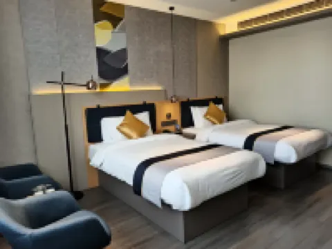 Homeinn Selected Hotel (Heze Guangzhou Road Xinkai International Home Plaza)