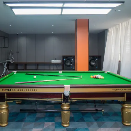 Hezhou City Hotel