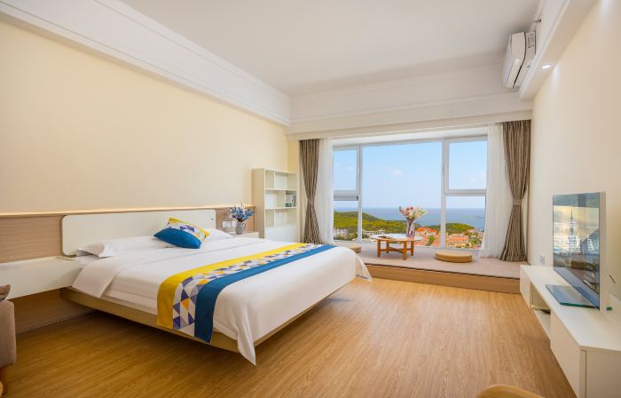 Weihai Weiyue Lake Homestay (Shandong University International Coastal Baths)