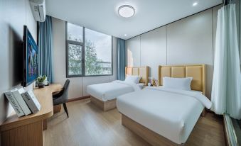 Dechang Hyatt Business Hotel
