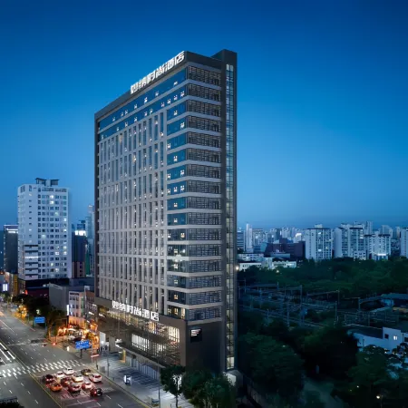 Miaona Fashion Hotel Отели рядом с достопримечательностью «Холл-Стрит Планирование Выставок»