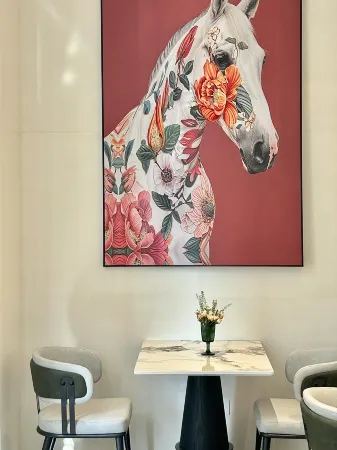 DG Hotel (General Yamen Metro Station Store) Отели рядом с достопримечательностью «Inner Mongolia University Gym Teaching Part»