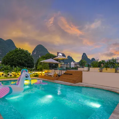 Qingxi Homestay (Yangshuo Impression Liu Sanjie Scenic Area Lijiang Branch) Hotels near Tianjia River