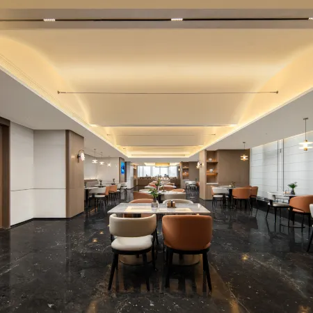 Liupanshui Railway Station Renmin Road Atour Hotel