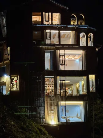 Yunxi Secretland • View the sunset of Dongzhai | Designer's best homestay (Zhaoxing Dongzhai Store) Отели рядом с достопримечательностью «Tang An Dong Village»