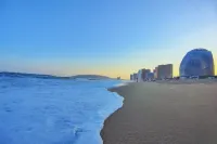 Shuangyue Bay Xiehai Sunrise Seaview Beautiful Homestay (Honghai Bay Phase 3) - Romantic