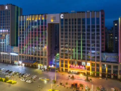 Junyi International Hotel فنادق في 