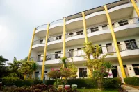 Taman Sari Hotel Dan Resort Hotel a Cikole