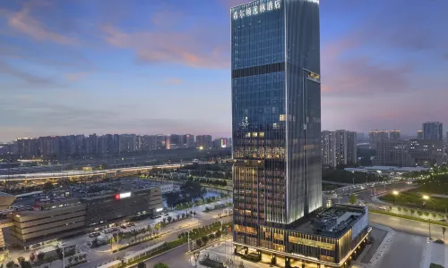 DoubleTree by Hilton Zhengzhou East