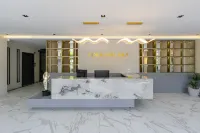 Fora Inn Lara - Business