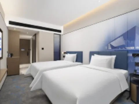 Hampton by Hilton Zhengzhou East Railway Station Hotels near Zhengzhoudong Railway Station