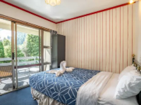 The Flaming Kiwi Backpackers Hotels in Queenstown