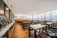 Yueting Hotel Selected (Nantong Gongnong North Road) - Airport Shuttle