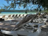 White Beach Resort Longset