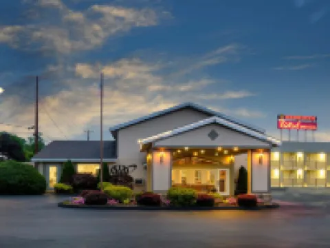 Red Roof Inn & Suites Herkimer Hotels in Herkimer County