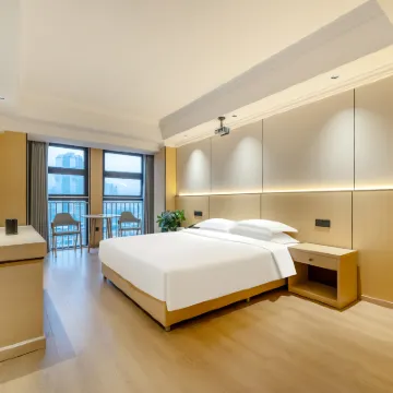 Xinya Hotel (Chongqing University of Arts and Sciences Branch Hotels near Locajoy