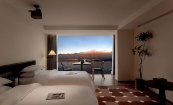 Dali Weian · Inflow Scenic Hotel