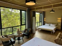 Xinchang Xiaoshulin Homestay - พร้อมระเบียง