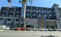 Springtime Retro Hotel (Changchun Animal and Plant Park Guilin Road) Hotels in Changchun Animal and Plant Park / Northeast Normal University