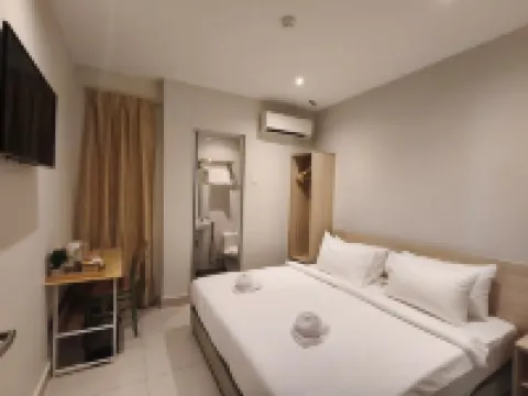 Swing & Pillows @ Damansara Jaya Hotels near Petaling Jaya