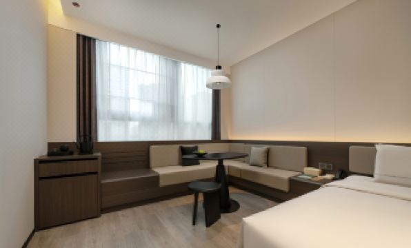 Atour Hotel Shenzhen Nanshan Liuxiandong Metro Station