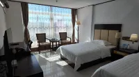 Xinyongguang Grand Hotel - balcony