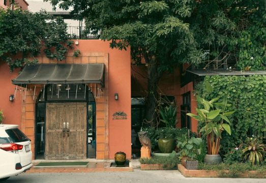 Baansuanprannok Hotel - Housity