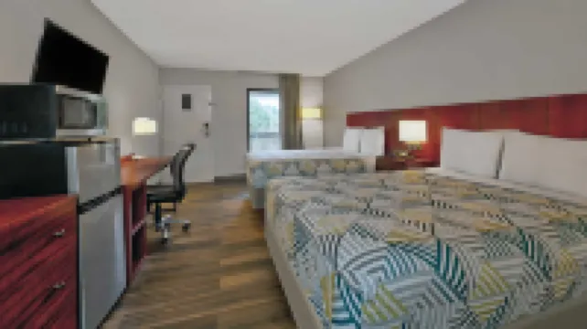 阿拉巴馬斯科茨博羅 - 72 號高速公路 6 號汽車旅館 住宿飯店