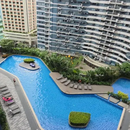 Makati Staycation by Jing