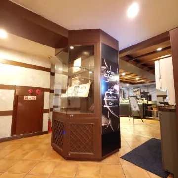 Hotel Cache (Adults Only) Отели рядом с достопримечательностью «Shikama-kō»