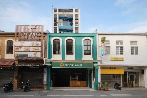 China Town Dorm by ichiro - Hostels