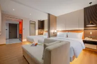 He Kou Zhenpin Guomen Hotel (He Kou Port Store)