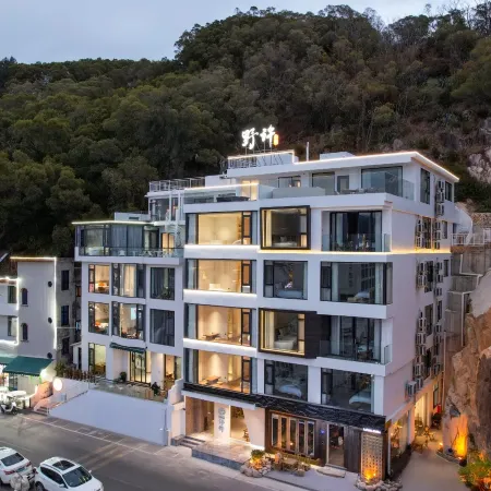 Floral Hotel · Yexu Hotel (Sansha Dongbi Branch)