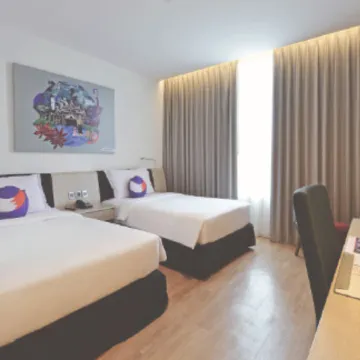 FOX Hotel Pekanbaru Отели рядом с достопримечательностью «Река Сиак»