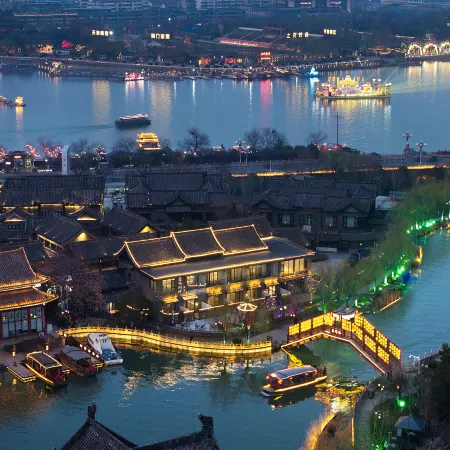 Luming Lake Hotel