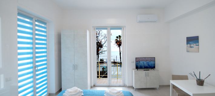 Rocciola Home - Azzurro Apartment Hoteles en Salerno