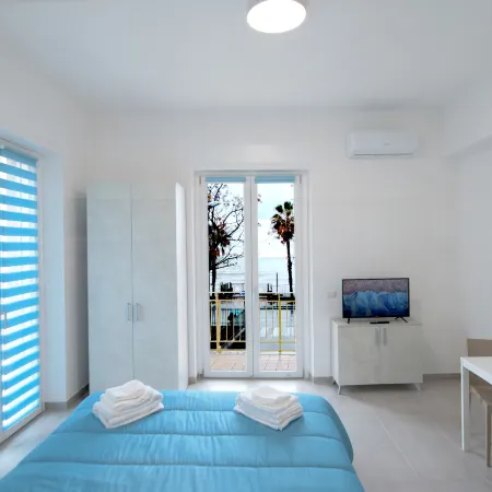 Rocciola Home - Azzurro Apartment
