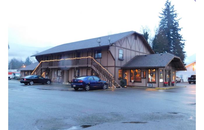 Packwood Inn
