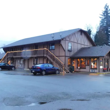 Packwood Inn