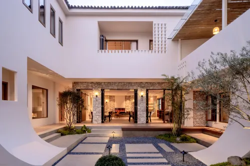 Qixiang · Cloud Retreat Cang'er Cloud Luxury and Quiet Homestay (Dali Ancient City Store)