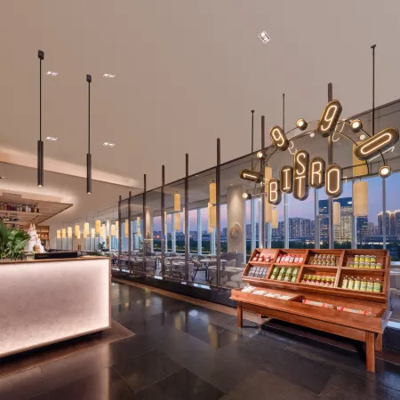 AMORE HOTEL
