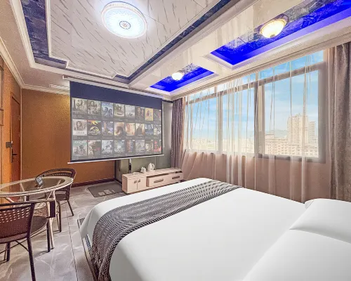 Pingle Royal Marina Hotel فنادق في بينغ له