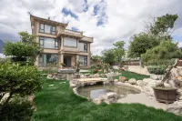 Jinta Snow·MT | 360° Golden Snow‑Capped View, Waterscape Garden Villa (Baisha Ancient Tow) - 2-Star