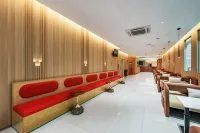 Yuexin  E-sports  Hotel